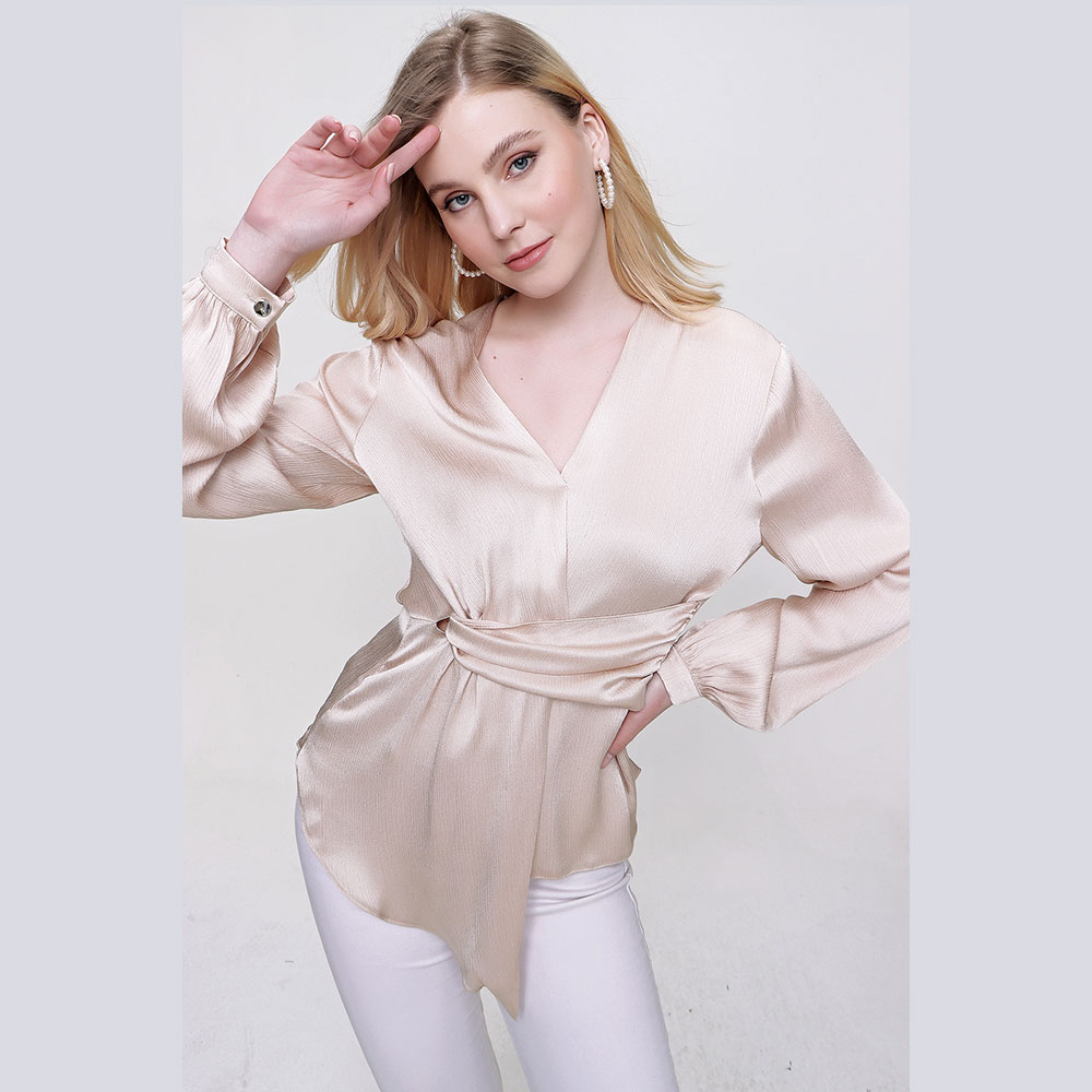 BELTED V-NECK SATIN BLOUSE - READY WOMEN'S CLOTHING WHOLESALE ready-made women's wholesale clothing women's clothing wholesale Turkish textile apparel