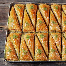 BAKLAVA WHOLESALE FROM FACTORY SPECIAL DESSERT TURKISH BAQLAWA DRY BAKLAVA
